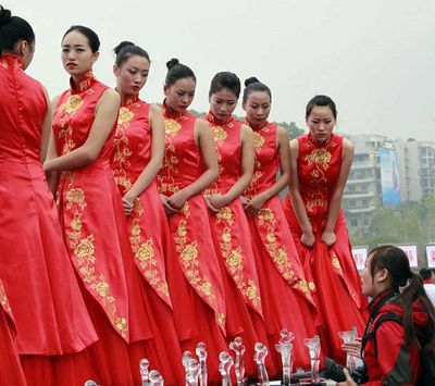 鐵人風(fēng)姿與賽場(chǎng)風(fēng)采——重慶精英賽中的多彩瞬間